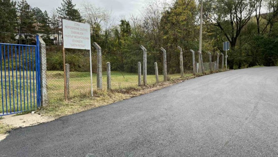 novim asfaltom do manastira sveta petka: rehabilitovano 300 metara puta u izvoru (foto)
