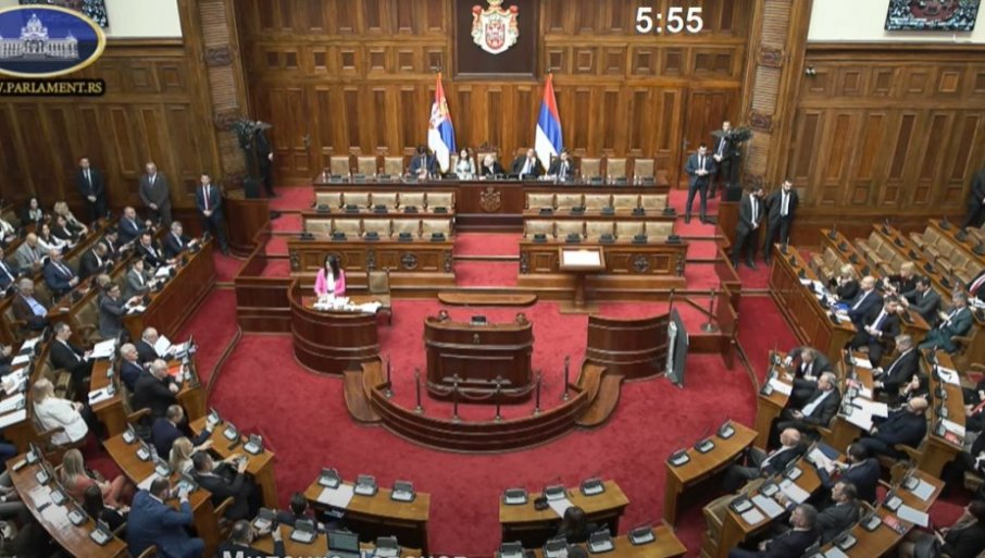 uživoskupština srbije nastavlja rad: rasprava o izboru predsednika parlamenta (video)