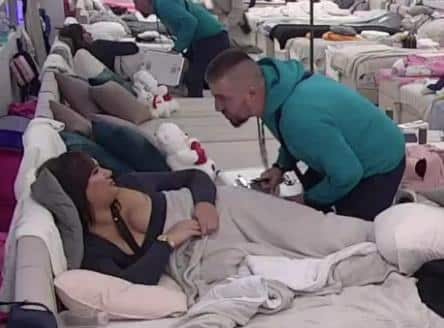 “ONA GA SE PRAVI BORI, ZBOG NASILJA”: Ivana Nikolić komentarisala nakon što je njena sestra završila u suzama zbog dečka: Kada dođe do sukoba, ne piše mu se dobro!