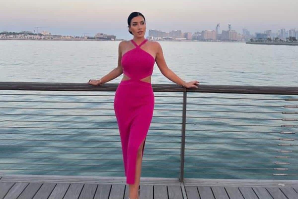 Izgleda kao model, a službeni auto, laptop i mobilni uređaji vraćeni su radnicima! Ko je Valentina Kecman, nova direktorka uglednog preduzeća u Banjaluci? (FOTO)