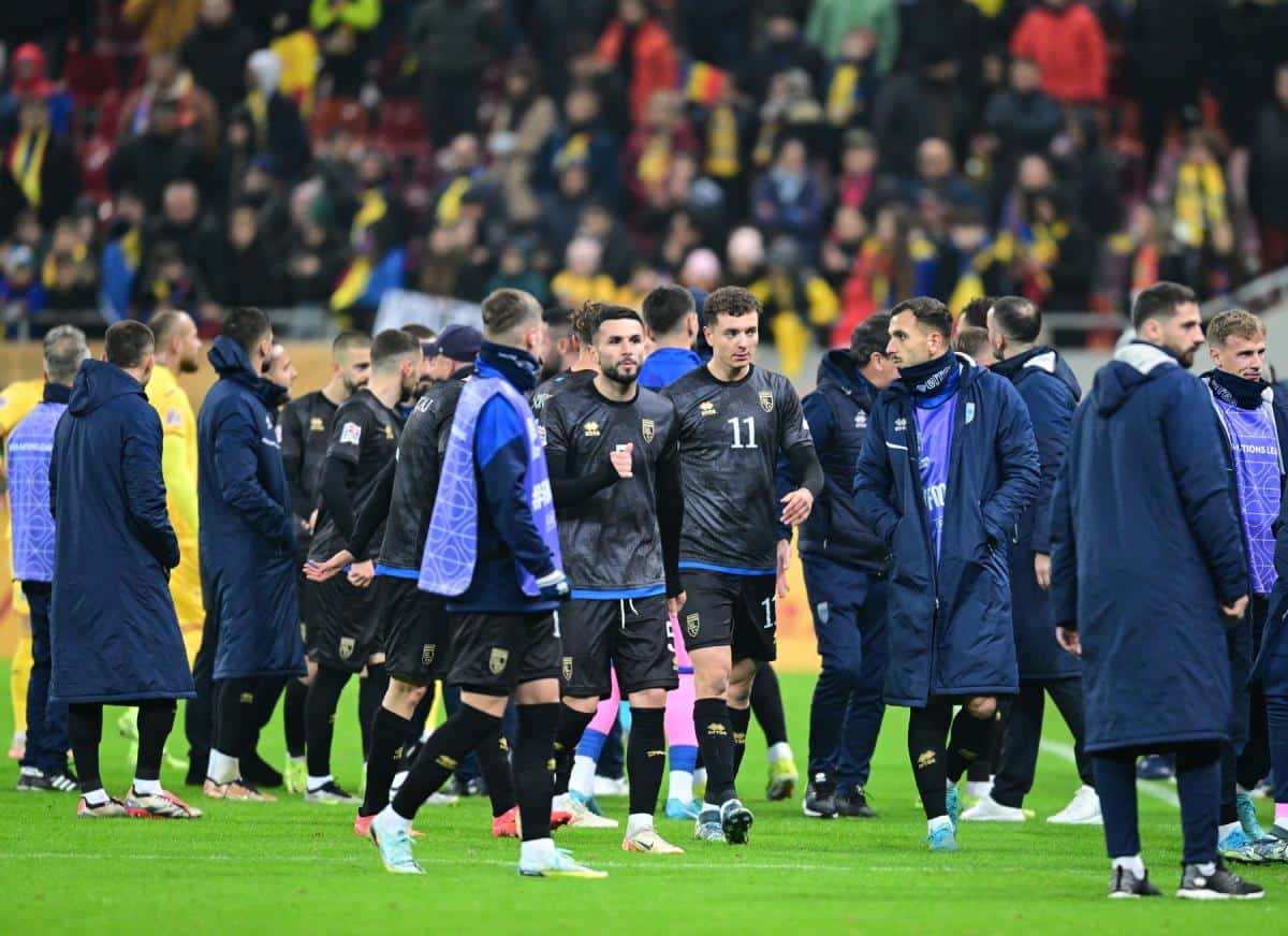 KAKAV SKANDAL! FUDBALERI LAŽNE DRŽAVE KOSOVO POBEGLI SA UTAKMICE PROTIV RUMUNIJE! Odjurili u svlačionicu iako sudija nije svirao kraj!