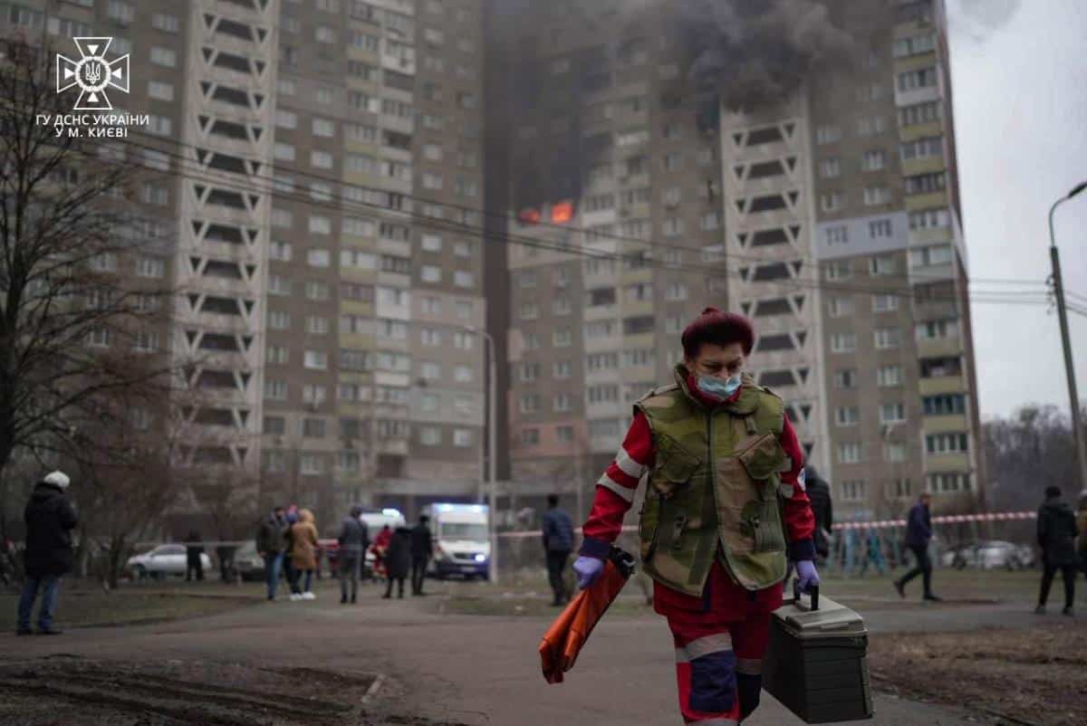 NOVI DETALJI RUSKOG RAKETNOG NAPADA NA UKRAJINU! Ranjen veliki broj ljudi, Putin se obrušio dronovima na sela i gradove, hitno se oglasio Zelenski! (FOTO/VIDEO)