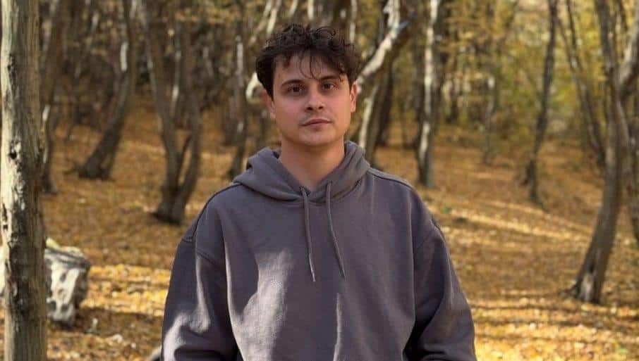 DruštvoDruštvoStefan (29) nestao kod Bora: Na starom putu ka Zlotu gubi mu se svaki trag! Pronađen mu autoReagujKomentarišiReagujKomentariši