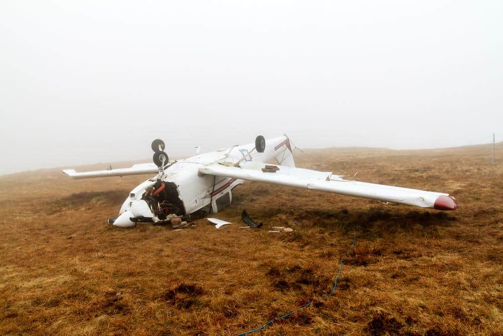 PRVE FOTOGRAFIJE SA MESTA PADA AVIONA: Let bio zamišljen kao rođendanski poklon, gusta magla ih odvela u katastrofu… Tragedija u Sloveniji (FOTO, VIDEO)