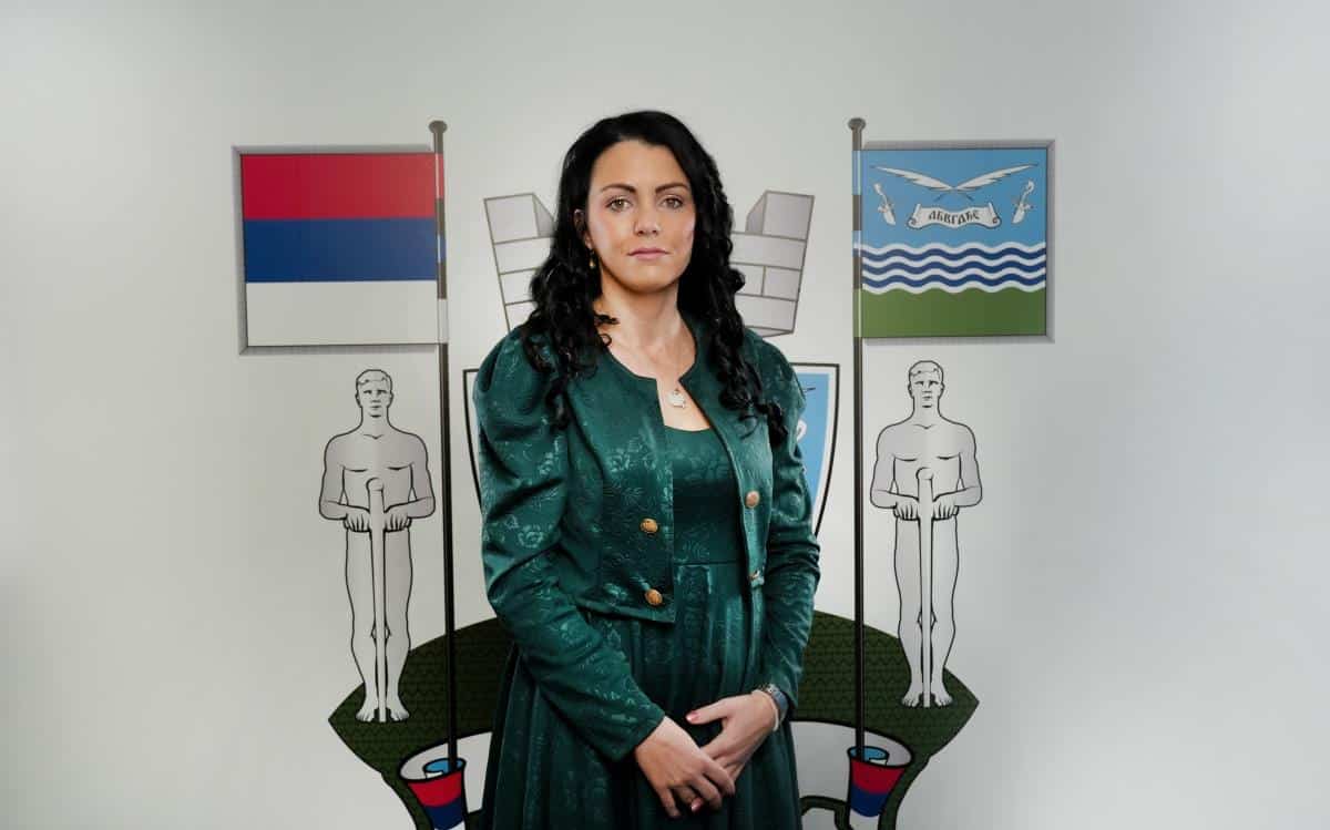 SrbijaSrbija"BIĆU GRADONAČELNICA SVIH LOZNIČANA" Dragana Lukić na čelu LozniceReagujKomentarišiReagujKomentariši