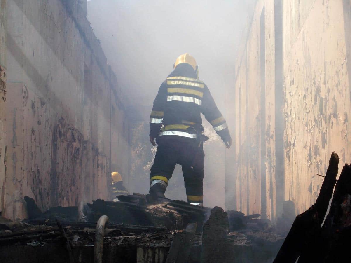 VEĆI OPREZ TOKOM GREJNE SEZONE ZBOG POTENCIJALNIH POŽARA: Sektor za vanredne situacije UPUTIO UPOZORENJE svim građanima