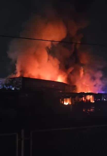 POŽAR U BANJALUCI: Pričinjena velika materijalna šteta, goreli garaža i automobil