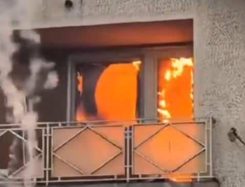 GORI KUĆA KOD VELIKE PLANE! Buknula vatra, intervenisali vatrogasci (VIDEO)