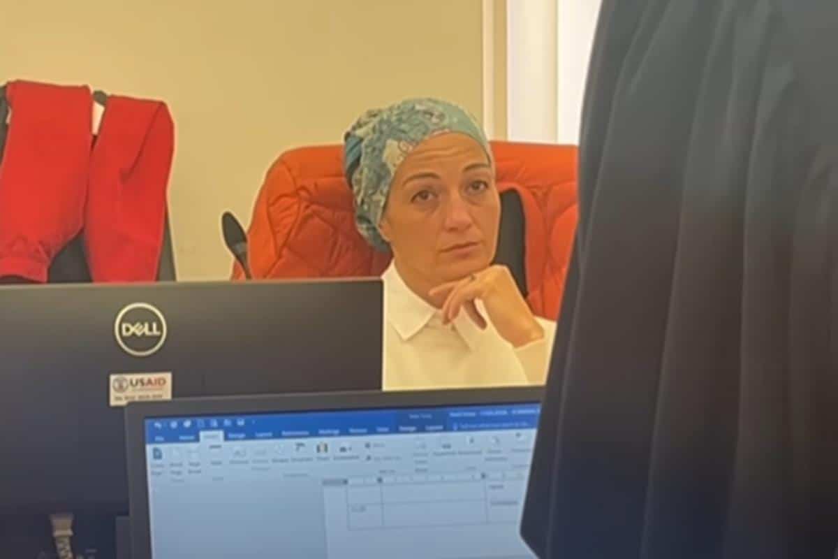 UBILA SUPRUGA SEKIROM ZBOG ZLOSTAVLJANJA Irene osuđena na skoro 10 godina zatvora zbog ubistva – POTRESNO svedočenje sina