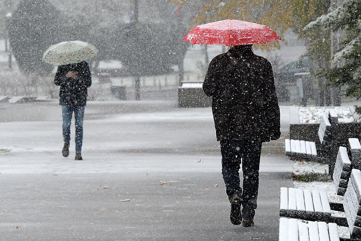 (MAPE) OVO JE TAČAN DATUM KADA ĆE PADATI SNEG: Hladna olujna masa nad Srbijom, decembar nas uvodi u žestoku zimu! Evo i šta nas očekuje za Novu godinu