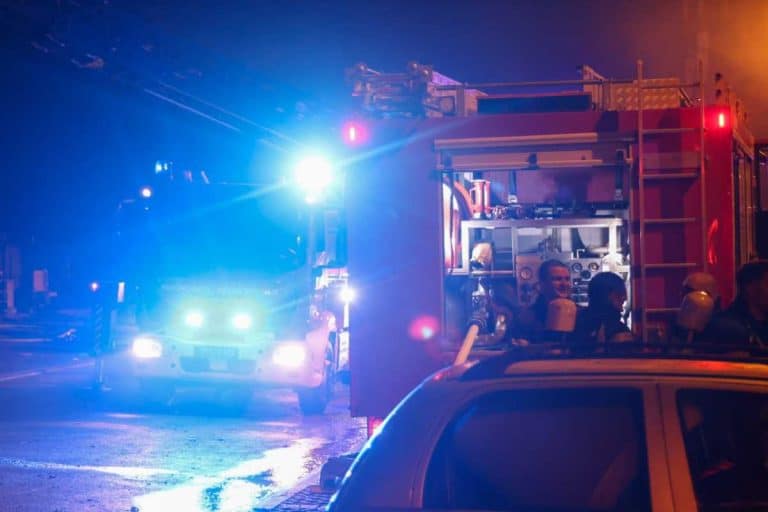 Bosna i HercegovinaBosna i HercegovinaGORELA KUĆA U KOJOJ JE BILO SEDMORO DECE: Nesvakidašnja drama u Zenici, pričinjena velika štetaReagujKomentarišiReagujKomentariši