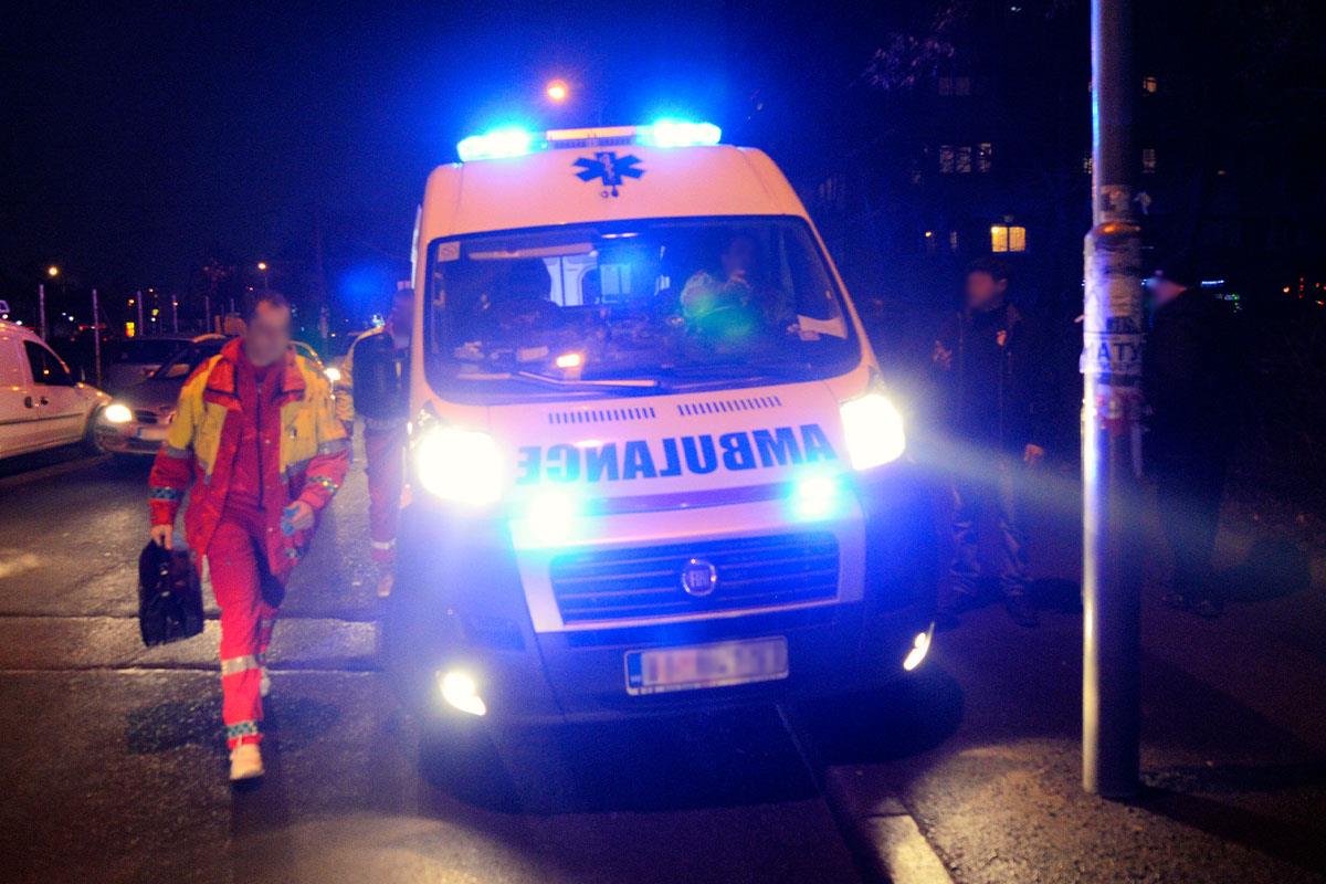 UDES NA ULAZU U BAČKU PALANKU, TEŠKO POVREĐEN MOTOCIKLISTA: Oboren prilikom sudara, objavljen snimak s lica mesta (VIDEO)