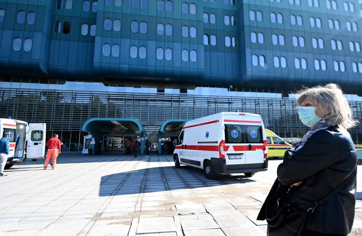 VELIKI ŠTRAJK ZDRAVSTVENIH RADNIKA U HRVATSKOJ: Više hiljada ljudi traži poboljšanje položaja i veća materijalna prava