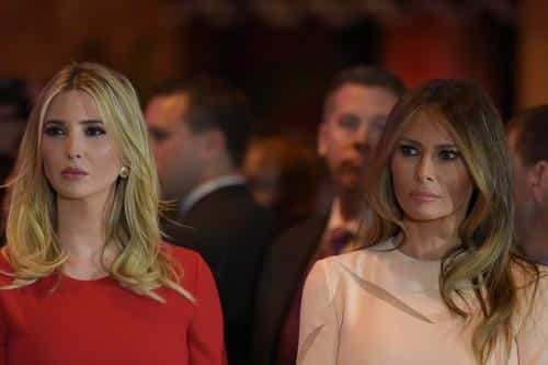 Pop kulturaPop kulturaOvo je istina o odnosu Ivanke i Melanije: Trampova bivša supruga je jednom otkrila šta njena ćerka misli o maćehi i svi su bili šokirani1 · ReagujKomentariši1 · ReagujKomentariši