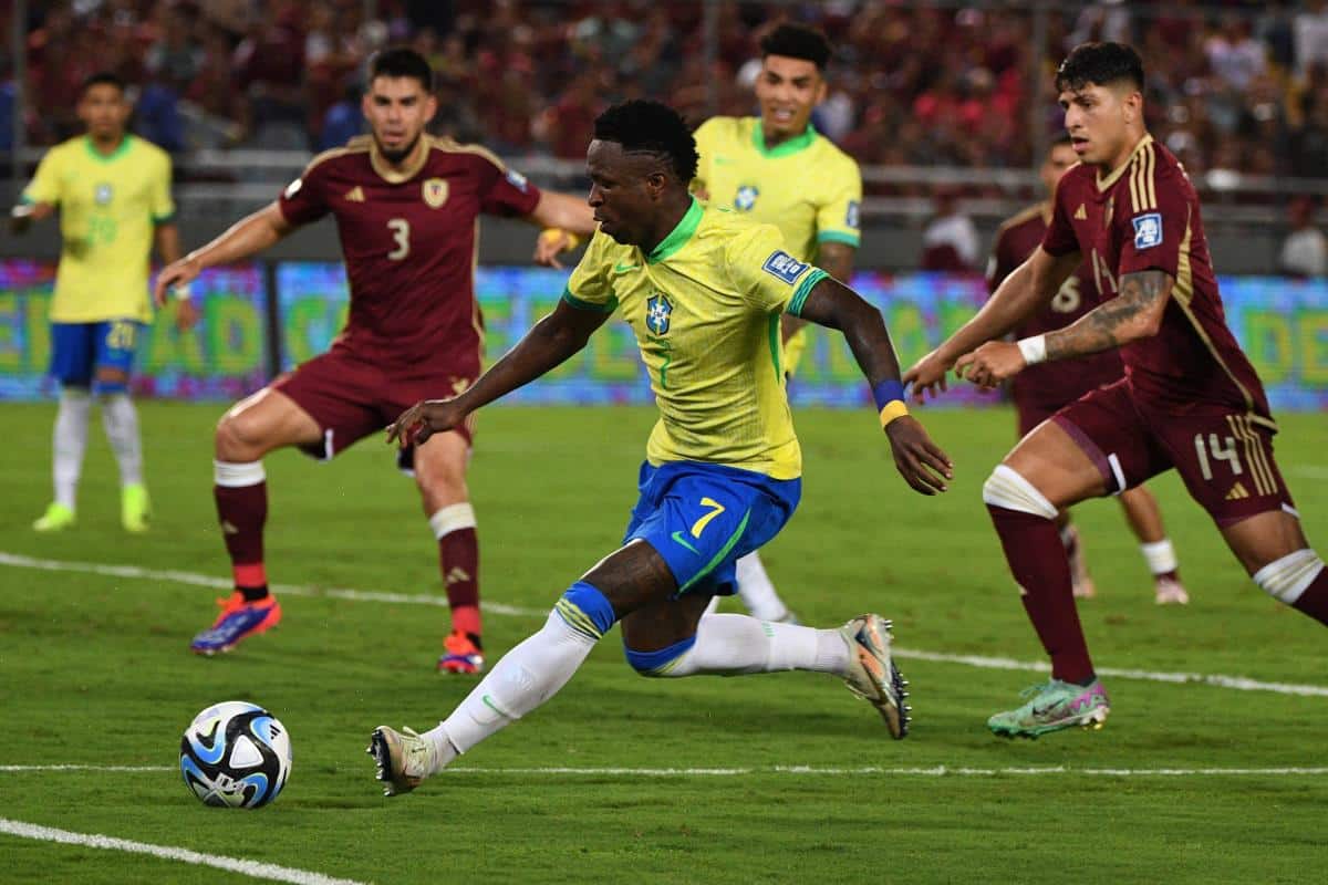BRAZIL NASTAVLJA DA POSRĆE! Vinisijus izrastao u tragičara, u Venecueli ispisana istorija! Ovako nešto se nikada pre nije desilo! (VIDEO)
