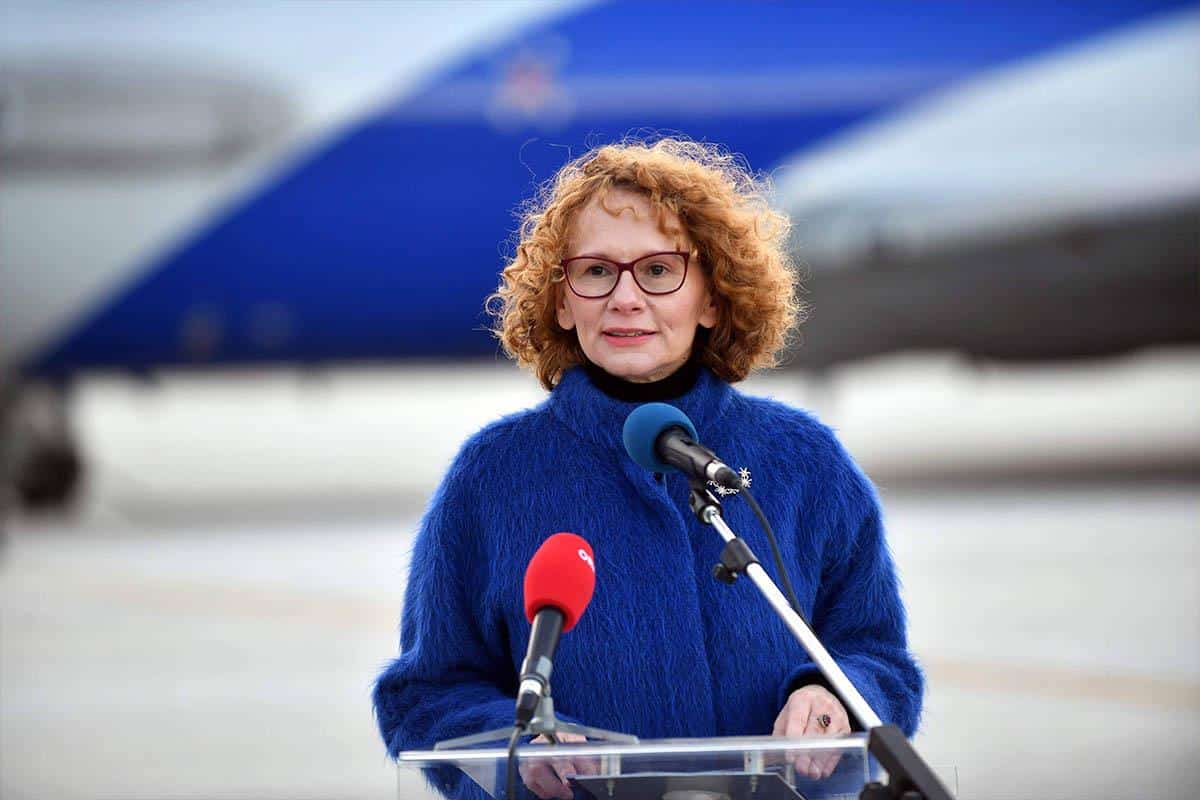 MAKEDONKA POSTALA BROJ 2 U NATO! Bivša ministarka odbrane Radmila Šekerinska nova zamenica generalnog sekretara Alijanse