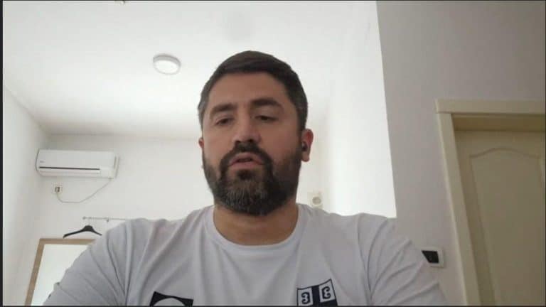 StarsStars"NE MOGU DA MERIM RAZOČARANJA…" Prva ispovest Rađena nakon razvoda od Milice: Progovorio o njenom neverstvu, evo u kakvim su odnosima: Pokušao da spase brak!1 · Reaguj 11 · Reaguj 1