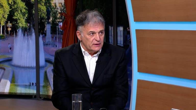 StarsStars"SPREMAN SAM DA SE ZAMONAŠIM, DOBIO SAM I MONAŠKU ODORU!" Šokantna odluka Branislava Lečića: Dobio sam odobrenje da budem iskušenikReagujKomentarišiReagujKomentariši