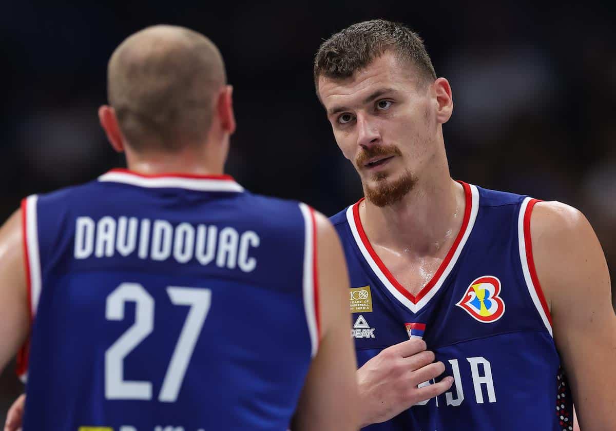 PROŠAO KROZ PAKAO, PA PONOVO ZAIGRAO ZA SRBIJU! Heroj nacije se vratio u reprezentaciju, a jedna fotografija iz Danske otopiće i najhladnija srca! (FOTO)