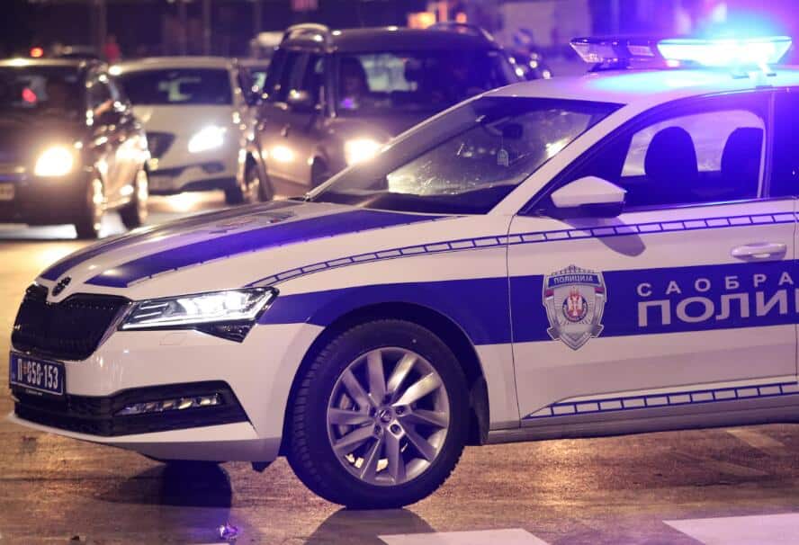 ŽENA POKOŠENA NA PEŠAČKOM PRELAZU NA NOVOM BEOGRADU: Strašna saobraćajna nesreća između blokova 70a i 70
