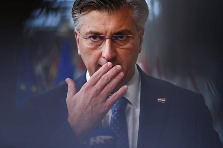PLENKOVIĆ U ŠOKU ZBOG MINISTRA KOJI JE UZIMAO MITO: “Ljut sam, zgrožen, razočaran!”