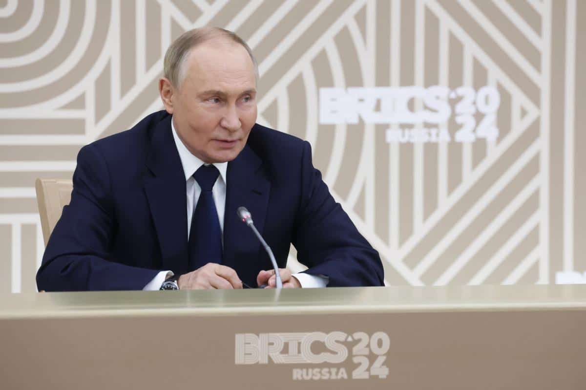 PUTIN POTPISUJE VAŽAN PRAVNI AKT! Duma usvojila zakon o zabrani usvajanja ruske dece u zemljama u kojima je promena pola legalna