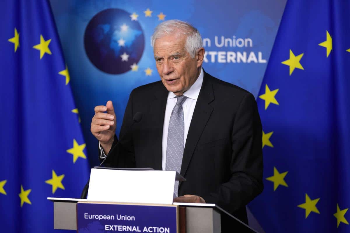 PlanetaPlaneta"300 MILIJARDI DOLARA ZAMRZNUTE RUSKE IMOVINE MOGLO BI DA SE ISKORISTI ZA OBNOVU UKRAJINE POSLE RATA" BorelJ: Rusija će morati da snosi odgovornost1 · ReagujKomentariši1 · ReagujKomentariši