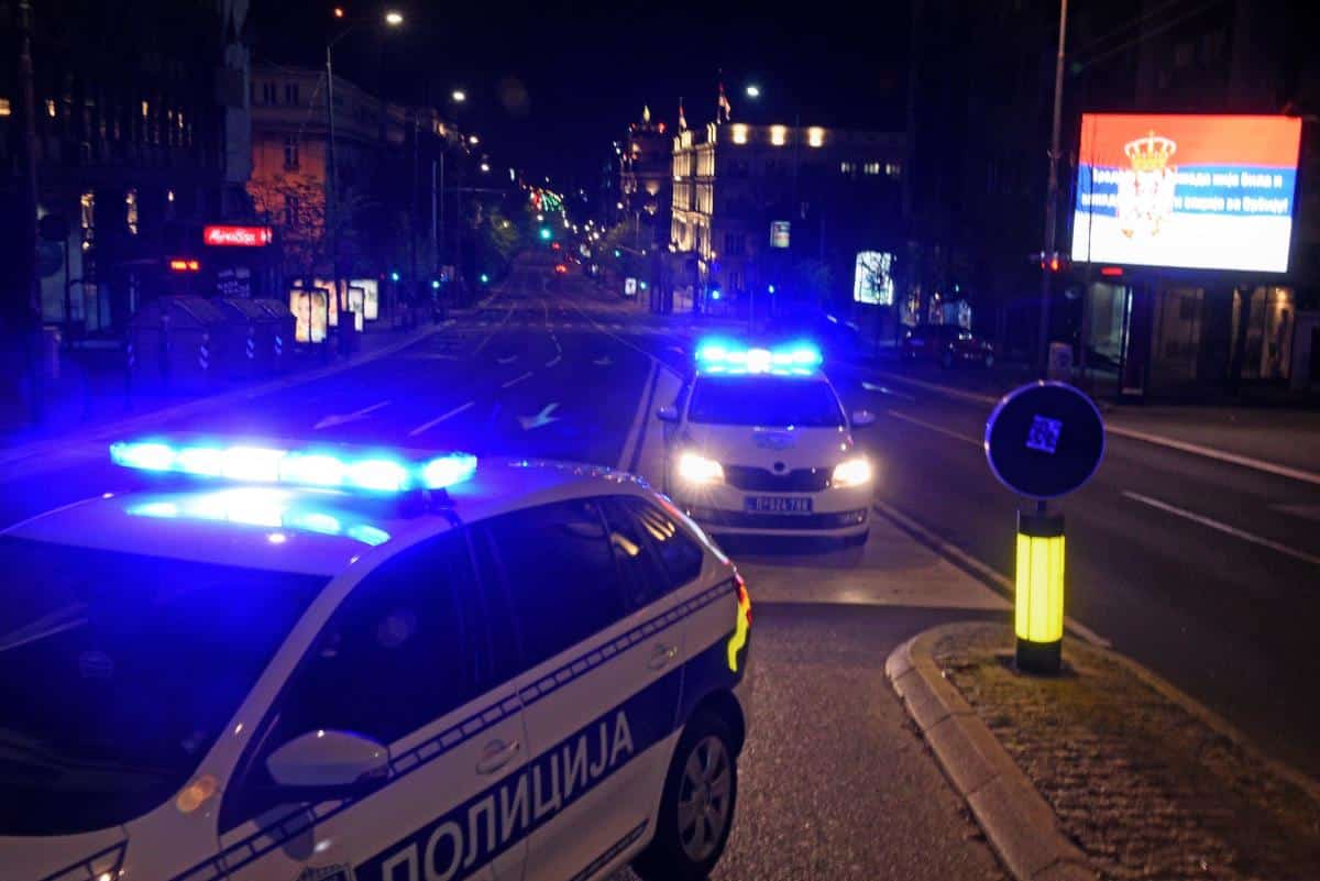 UHVAĆENI TOKOM PRIMOPREDAJE DROGE! Policija u stanu “prodavca” u Beogradu zatekla šok štek
