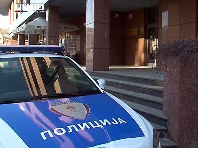 PREMINULA ŽENA IZ LAKTAŠA KOJA 17 GODINA NIJE IZLAZILA IZ KUĆE Priča koja je šokirala region: Nije imala lična dokumenta, lekari nikada ništa slično nisu videli