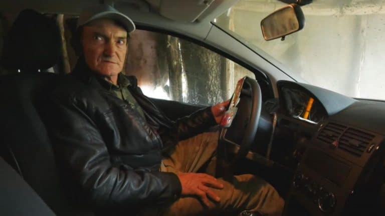 DOBIO MERCEDES NA LUTRIJI, A PREŠAO JEDVA 100KM! Vladislav sa Kosmaja čuva svoje vozilo kao oči u glavi, a evo zbog čega ODBIJA da ga vozi: Ispunila mi se želja