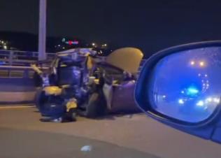 USMRTIO DEVOJKU BAHATOM VOŽNJOM? Izgurao vozača “dačije”, autobus NALETEO na njega u punoj brzini: Violeta (24) poginula, Srđanu se bore za život! (VIDEO)