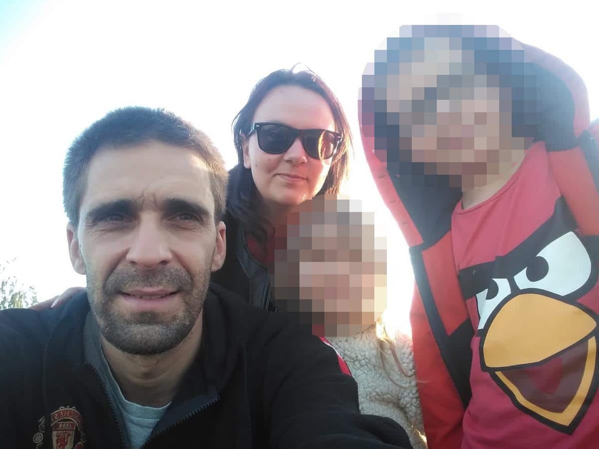 DARKO I ELIZABETA U SEKUNDI OSTALI BEZ KUĆE “Odjednom je sve bilo u plamenu, SAMO SMO ZGRABILI DECU I ISTRČALI!” Najmlađe ima jedva godinu dana