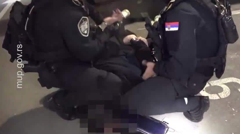 UHAPŠEN ŽANDARM! PRODAVAO DROGU ZA SILOVANJE: Velika akcija u Beogradu, policajac “pao” sa kupcem! ŠOK