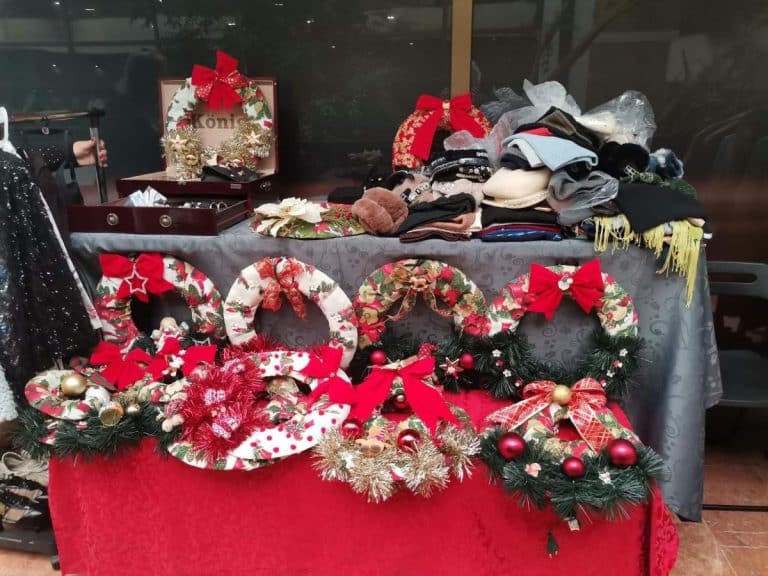 ZA NEKOGA SVE, ZA SVAKOG PONEŠTO! Na Urbanom buvljaku u Novom Sadu bilo “od igle do lokomotive” – zadovoljni i kupci i prodavci (FOTO)