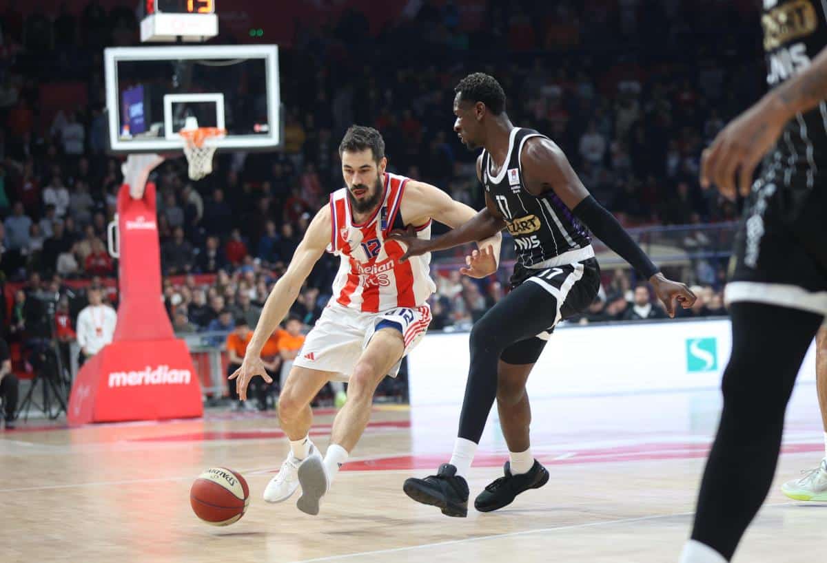 CRVENA ZVEZDA POSLE DRAME DOBILA PARTIZAN: Neverovatna završnica večitog derbija u ABA ligi