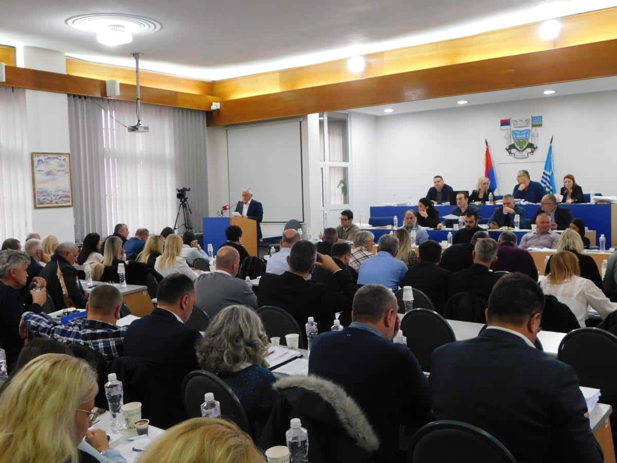 SKUPŠTINA LOZNICE USVOJILA BUDŽET ZA 2025. U IZNOSU OD 4,3 MILIJARDI DINARA Gradonačelnica Lukić: U interesu građana