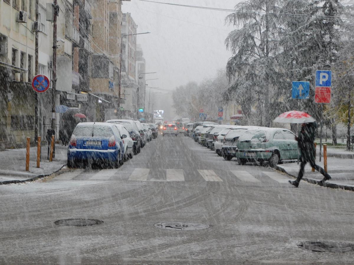 Danas kiša, a u ovim delovima Srbije i sneg! Najnovija prognoza RHMZ: Velika promena stiže za vikend! Tu je i upozorenje za jednu grupu ljudi