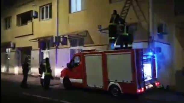 DETALJI PUCNJAVE U MOSTARU: Muškarac zapomagao, pa rekao da se žena sama ranila! Ona je policiji ispričala drugu priču! Stigli i vatrogasci