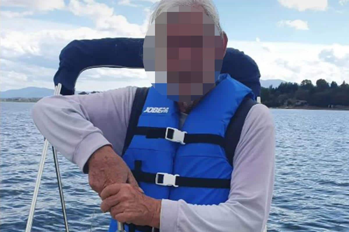 ODREĐEN PRITVOR PROFESORU PREDRAGU! Učenici ga prijavili zbog višegodišnjeg zlostavljanja, osumnjičen za polno zlostavljanje dva maloletnika!
