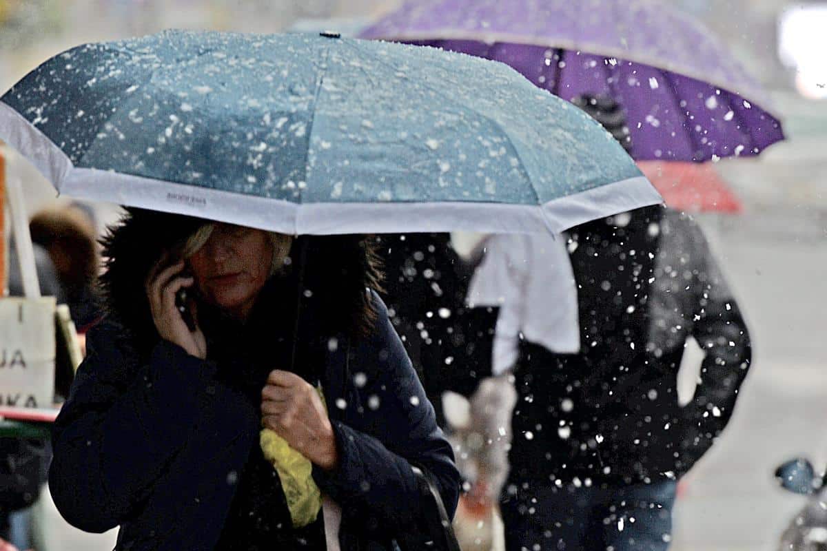 U OVOM DELU SRBIJE DANAS I DO 15 CM NOVOG SNEGA! RHMZ najavio kakvo nas vreme očekuje u sledeća 3 dana!