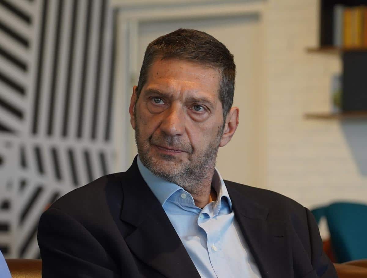 BIO JE NAJBOLJI BEOGRADSKI FRAJER 80-IH I STRELAC NAJČUVENIJEG GOLA: Pre 12 godina ostao je udovac! Veru u život mu je vratila prijateljica pokojne supruge