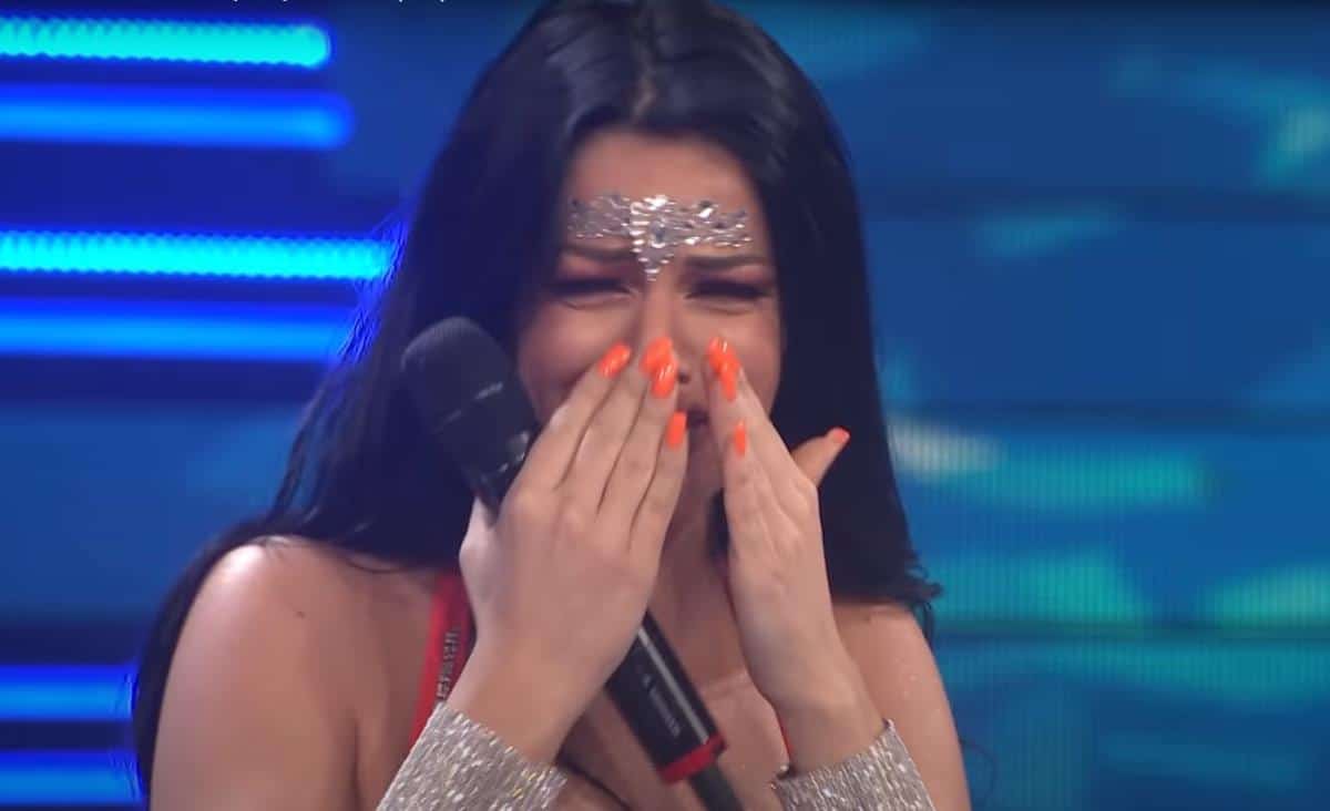 OVA PEVAČICA USVOJENA SA 6 MESECI, A POREKLOM JE IZ INDIJE! Ivana neće da čuje za biološke roditelje: Ne stidim se gena, ali…