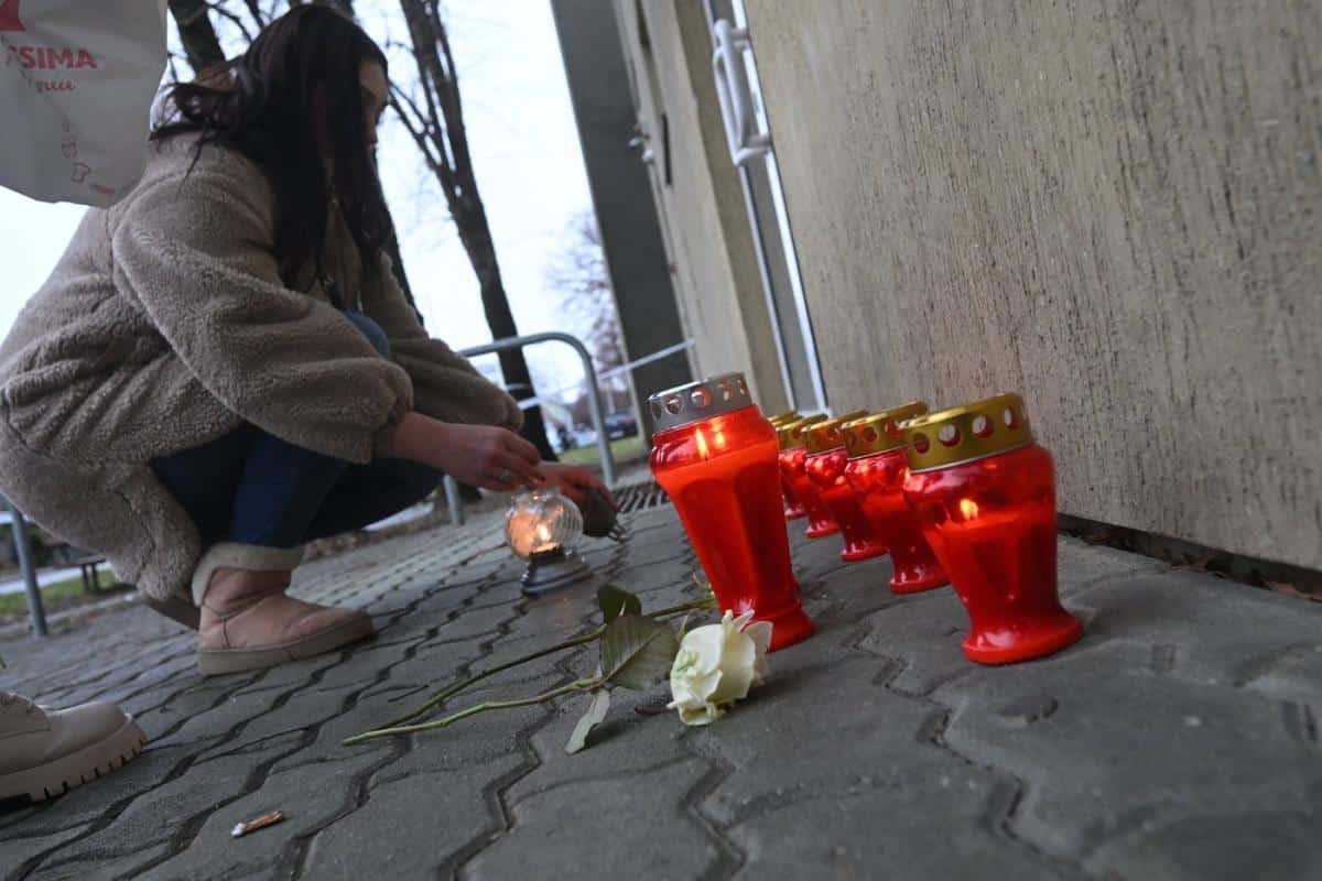 “STAJALI SU NA KIŠI I GLEDALI ME RAZROGAČENIH OČIJU” Potresna poruka profesorke Ljiljane nakon horora u Zagrebu: Izvela sam celu smenu ispred škole…