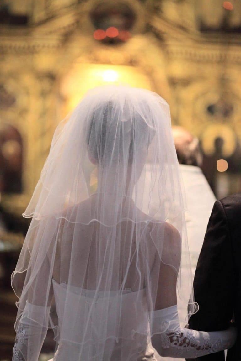 U ovom slučaju pravoslavna crkva sigurno daje blagoslov za razvod, to se ne toleriše u braku