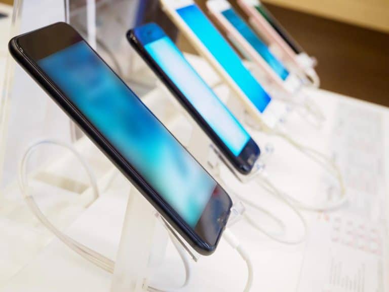 Ako imate ove telefone, od 1. januara nećete imati WhatsApp: Proverite da li je vaš uređaj na spisku!