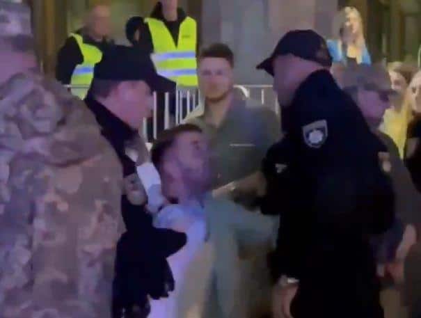 ALARMANTNO! UGROŽENO UKRAJINSKO SNABDEVANJE STRUJOM: Jedan od najvećih ruskih udara na energetsku mrežu Kijeva