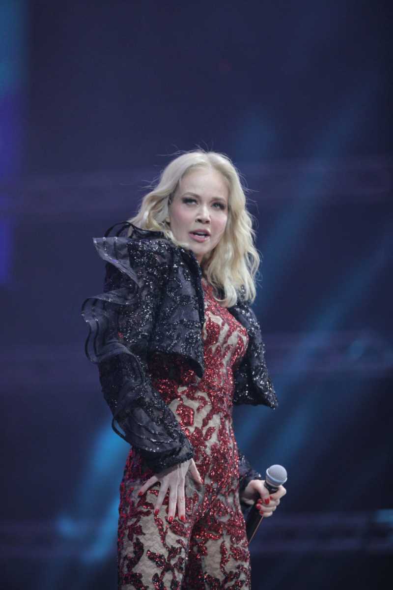 JELENA ROZGA U VEZI SA KOLEGOM! Pevačica otkrila detalje nove veze: Razume me jer se bavimo istim poslom! Njegovo ime i dalje krije