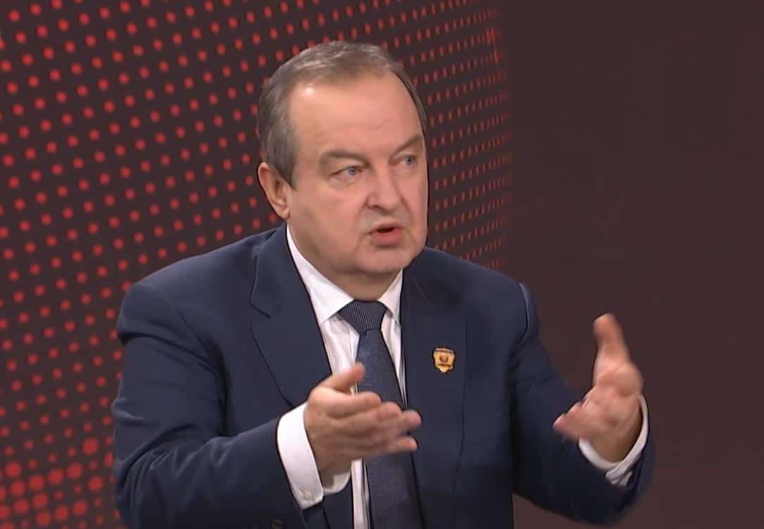“POLICIJA NE MOŽE DA OBEZBEDI PROTESTE JER NISU PRIJAVLJENI” Dačić: Niko sa nama ne komunicira, iako ih mi pozivamo i tražimo