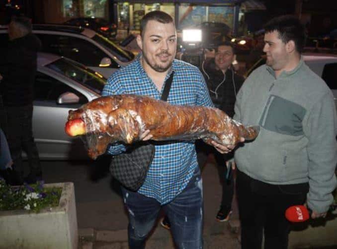 “OPET SAM ISPAO BUDALA” Sloba Vasić muku muči sa viškom kilograma: Skinuo sam višak kože i napravio rez od kuka do kuka, a onda sam se ugojio!
