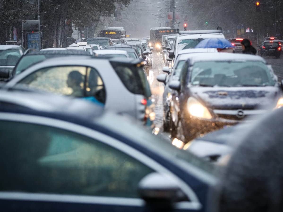 OGROMNE GUŽVE NA OVOM DELU PUTA U PRAVCU KA BEOGRADU: Zbog udesa se stvorile velike kolone, gužve i u prestonici! Naoružajte se strpljenjem